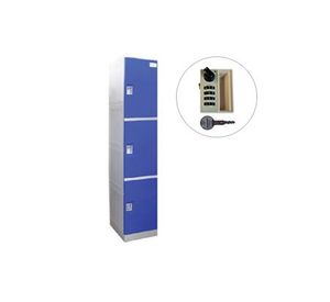 Locker plástico 3 puertas clave Maletek