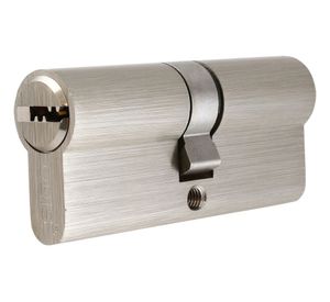 Cilindro 70 mm llave-llave punto niquel plata Odis