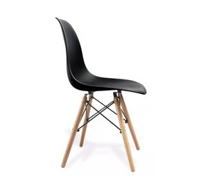 Silla comedor Eames Hogar negro