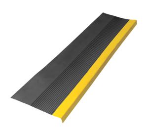 Nariz de grada estriada 120 cm negro, amarillo