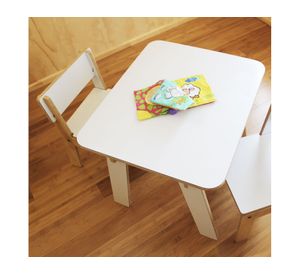 Mesa + silla Infantil blanco/natural 3 piezas Juegos Mágicos