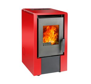 Estufa a pellet Italy 6100 rojo 6.4 kW + kit instalación muro
