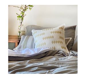 Cojín decorativo Rombo linet crudo 45x45 cm