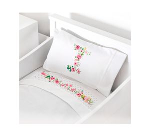 Juego sábanas cuna 200 hilos Letra vintage I diseño