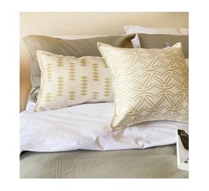 Cojín 45x45 cm Cadena de oro crudo