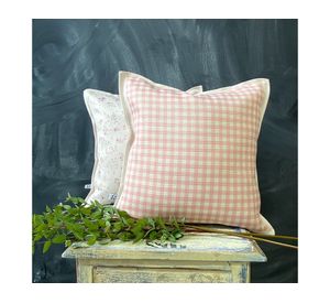 Cojín 45x45 cm Cuadrille rosa crudo