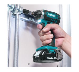 Atornillador de impacto 18V DTD152Z Makita