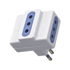 Adaptador triple 10A 2P+T blanco McCarthy.