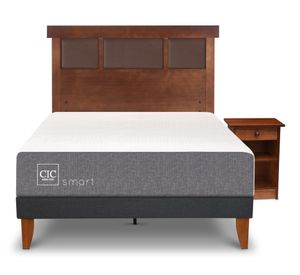 Cama europea Curve Smart 1.5 plazas + respaldo + velador caramelo Cic