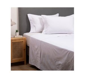 Juego de sábanas 1.5 plazas blanco + Cubre colchón blanco