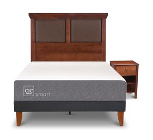 Cama europea Curve Smart 1.5 plazas + respaldo + velador caramelo Cic