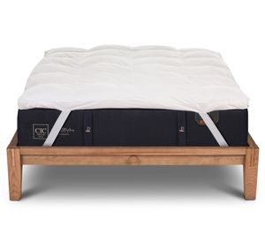 Cama europea Oak King Premium + Topper Cic