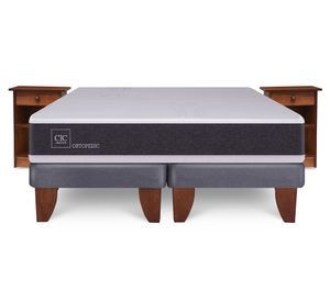 Cama europea 2 plazas Ortopedic + veladores Dublín Cic.