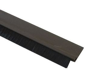 Burlete listón para puertas autoadhesivo café.