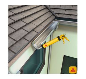 Tapagoteras techo asfáltico 300 ml Blackseal negro Sika