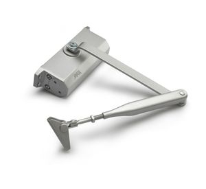 Cierra puerta hidráulico 80 kg sobreponer silver y 522 Yale