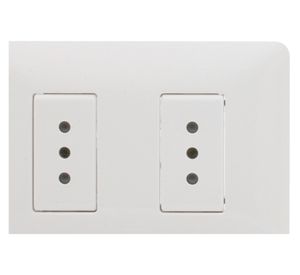 Enchufe hembra 2 p+t doble blanco armado matix Bticino
