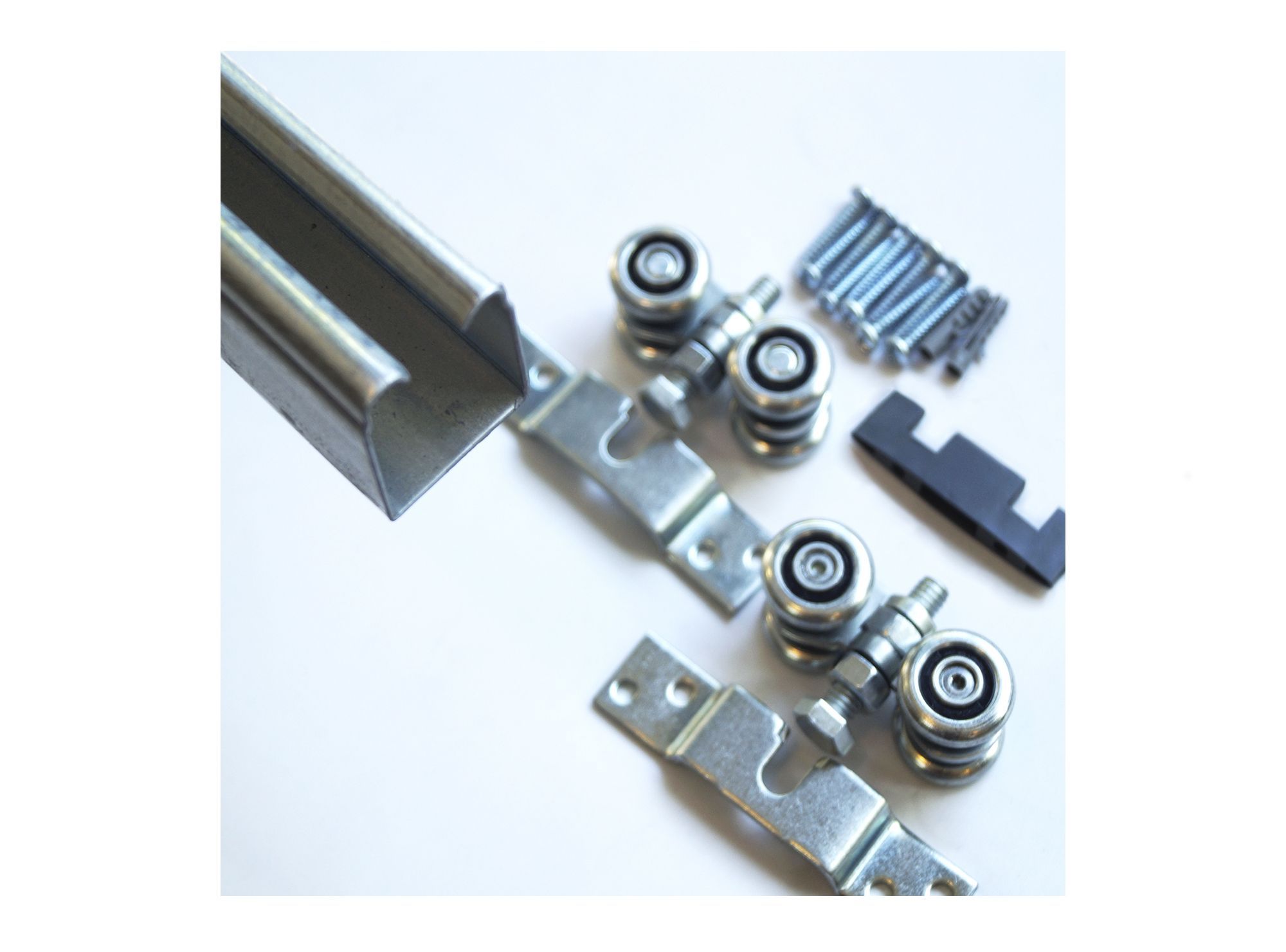 Kit corredera 30 x 30 x 3000 mm para portón colgante d-100 natural Ducasse Industrial