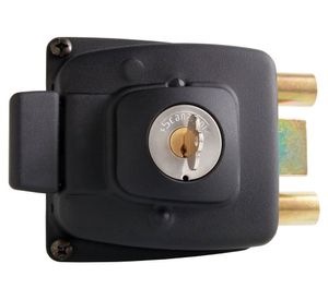 Cerradura sobreponer puertas de 30 mm 2002 negro Scanavini