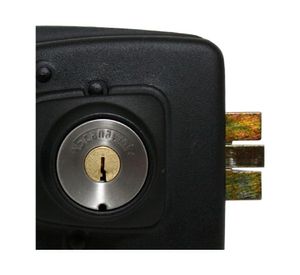 Cerradura sobreponer eléctrica 2050-30 negro Scanavini