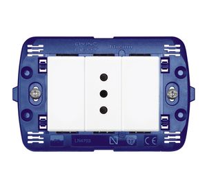 Toma simple semiarmada 10a 250v Bticino