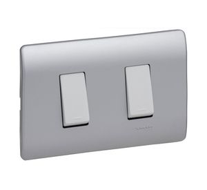 Placa armada interruptor 16A 9/15 Génesis lien Schneider