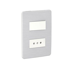 Placa armada toma corriente + interruptor 9/12 Orión Gris cósmico Schneider