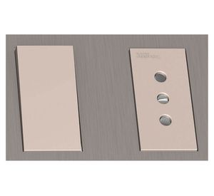 Placa armada toma corriente + interruptor 9/12 Orión bronce Schneider