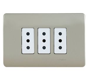 Placa armada tomacorriente 10A 2P+T Génesis millan Schneider