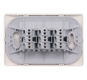 Placa armada interruptor triple 10A 9/32 Luzica blanco Bticino