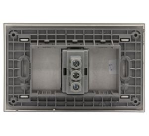 Placa armada tomacorriente simple 10A 2P+T Nóbile café Bticino