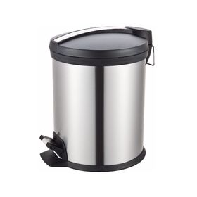 Basurero 4.5 litros pedal cromado/negro