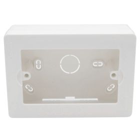 Caja chuqui sobreponer 3 módulos blanco Bticino