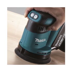 Lijadora excéntrica 125 mm 18V DBO180Z Makita