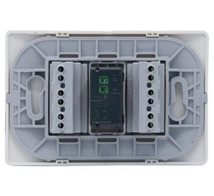 Cargador 10A 2 tomas +USB luzica blanco Bticino