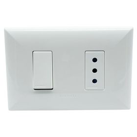 Placa armada 9/12 + toma corriente 10A S17 2500W blanco