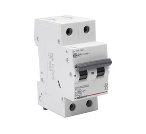 Interruptor automático bipolar 2 módulos 25A 6KA