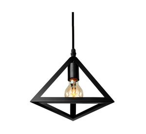 Lámpara colgar E27 1L Pirámide negro
