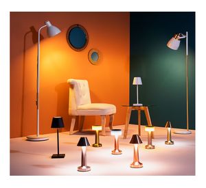 Lámpara sobremesa recargable 3500W LED FL1022