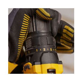 Taladro atornillador SCD700B-B3 20V 13 mm sin batería