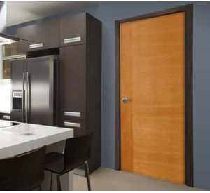 Puerta interior barnizada Varnish/Caprian enchapada 75x200 cm