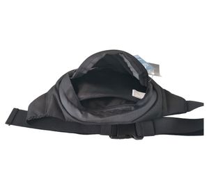 Banano 23.5x19x10 cm negro