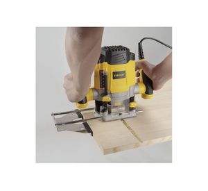 Fresadora 1200W 1 1/3 HP SRR1200-B2C Stanley