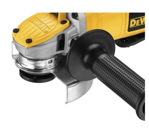 Esmeril angular 4 1/2'' 900W DWE4120-B2 Dewalt
