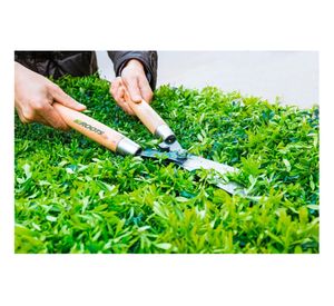 Tijera corta pasto/cerco RGH072