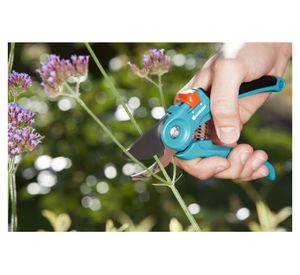 Tijeras jardín negro/calipso Gardena