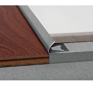 Guardacanto 9x15 mm 2.44 metros Cromo gris