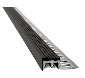 Protector escalón 2.5 m Border negro