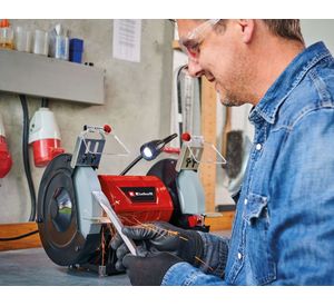 Esmeril de banco 8'' 400W TC-BG 200 L Einhell