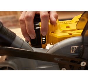 Sierra Ingleteadora 185 mm Stanley